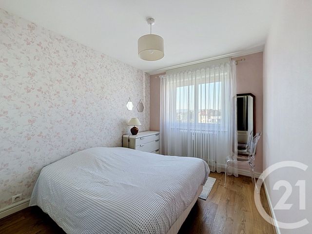 Appartement F4 à vendre - 4 pièces - 71.75 m2 - CLERMONT FERRAND - 63 - AUVERGNE - Century 21 Stéphane Roume Immobilier