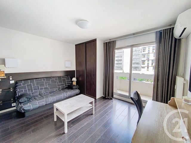 Appartement F1 à louer - 1 pièce - 24.24 m2 - CLERMONT FERRAND - 63 - AUVERGNE - Century 21 Stéphane Roume Immobilier