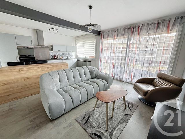 Appartement F4 à louer - 4 pièces - 68.63 m2 - CLERMONT FERRAND - 63 - AUVERGNE - Century 21 Stéphane Roume Immobilier