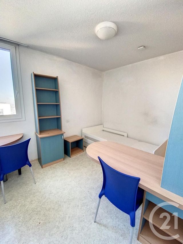 Appartement Studio à vendre - 1 pièce - 19.0 m2 - CLERMONT FERRAND - 63 - AUVERGNE - Century 21 Stéphane Roume Immobilier