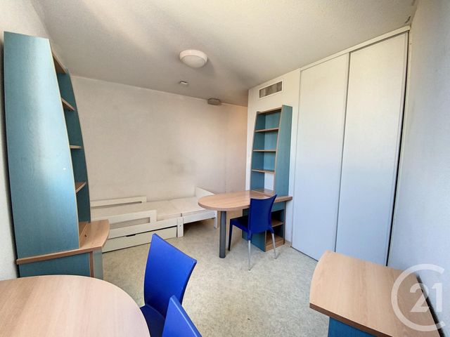 Appartement Studio à vendre - 1 pièce - 19.0 m2 - CLERMONT FERRAND - 63 - AUVERGNE - Century 21 Stéphane Roume Immobilier