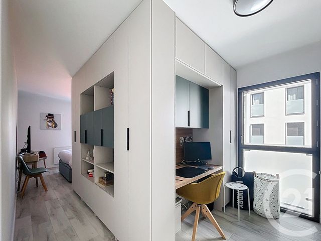 Appartement F5 à vendre - 5 pièces - 128.97 m2 - CLERMONT FERRAND - 63 - AUVERGNE - Century 21 Stéphane Roume Immobilier