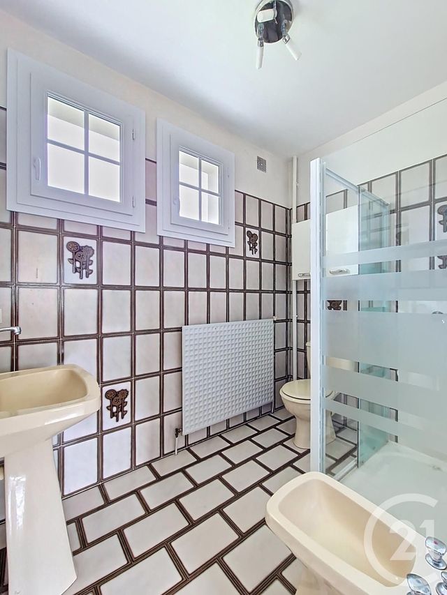 maison à vendre - 12 pièces - 143.62 m2 - BEAUMONT - 63 - AUVERGNE - Century 21 Stéphane Roume Immobilier