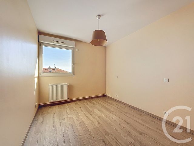 Appartement F6 à vendre - 6 pièces - 111.09 m2 - CLERMONT FERRAND - 63 - AUVERGNE - Century 21 Stéphane Roume Immobilier
