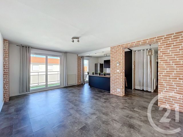Appartement F3 à vendre - 3 pièces - 65.15 m2 - CLERMONT FERRAND - 63 - AUVERGNE - Century 21 Stéphane Roume Immobilier