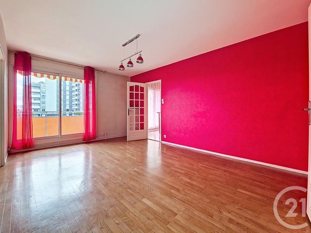 Appartement T4 à vendre - 4 pièces - 76.52 m2 - CLERMONT FERRAND - 63 - AUVERGNE - Century 21 Stéphane Roume Immobilier