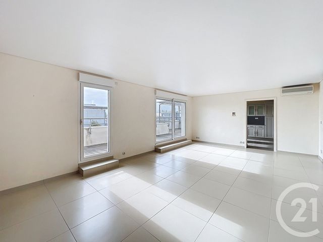 Appartement F5 à vendre - 6 pièces - 147.93 m2 - CLERMONT FERRAND - 63 - AUVERGNE - Century 21 Stéphane Roume Immobilier