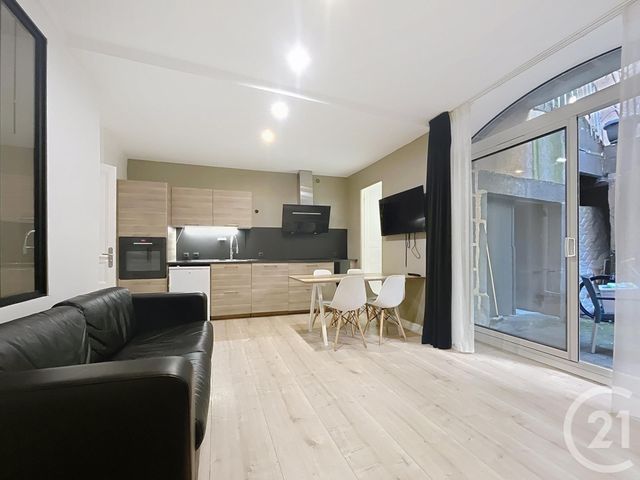 Appartement F3 à louer - 3 pièces - 50.05 m2 - CLERMONT FERRAND - 63 - AUVERGNE - Century 21 Stéphane Roume Immobilier