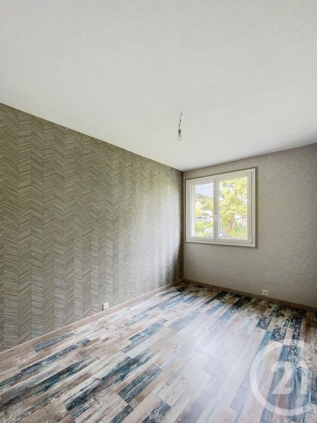 Appartement F4 à louer - 4 pièces - 68.15 m2 - CLERMONT FERRAND - 63 - AUVERGNE - Century 21 Stéphane Roume Immobilier