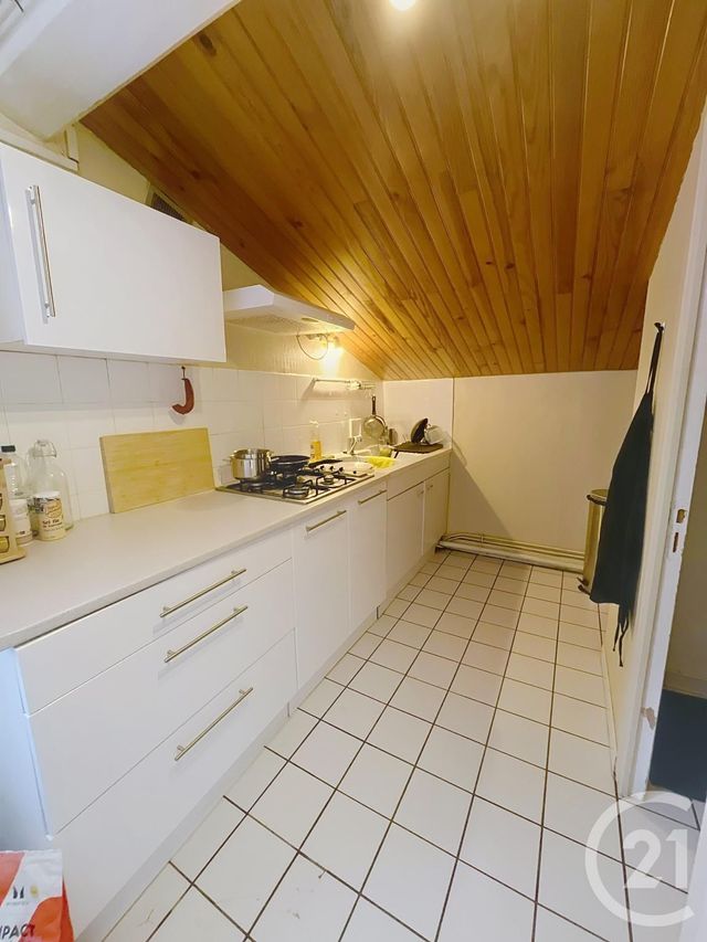 Appartement F3 à vendre - 3 pièces - 40.47 m2 - CLERMONT FERRAND - 63 - AUVERGNE - Century 21 Stéphane Roume Immobilier