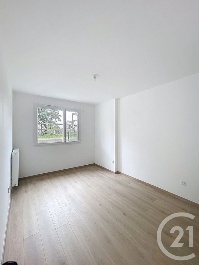 Appartement F2 à vendre - 2 pièces - 41.26 m2 - CLERMONT FERRAND - 63 - AUVERGNE - Century 21 Stéphane Roume Immobilier
