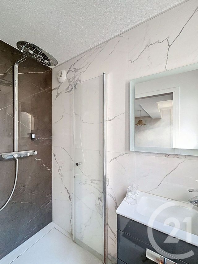 maison à vendre - 6 pièces - 138.28 m2 - CHAMALIERES - 63 - AUVERGNE - Century 21 Stéphane Roume Immobilier