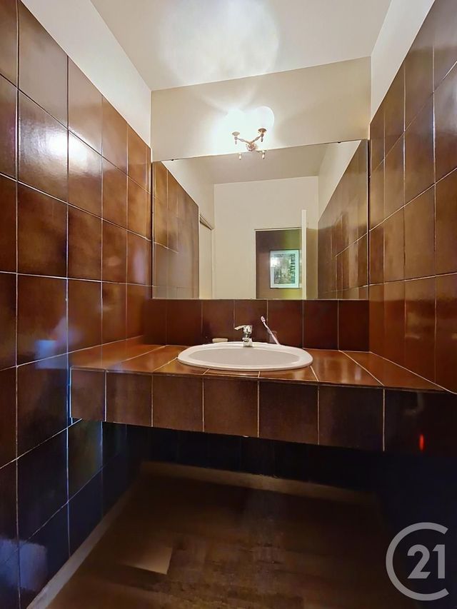 maison à vendre - 8 pièces - 214.0 m2 - CLERMONT FERRAND - 63 - AUVERGNE - Century 21 Stéphane Roume Immobilier