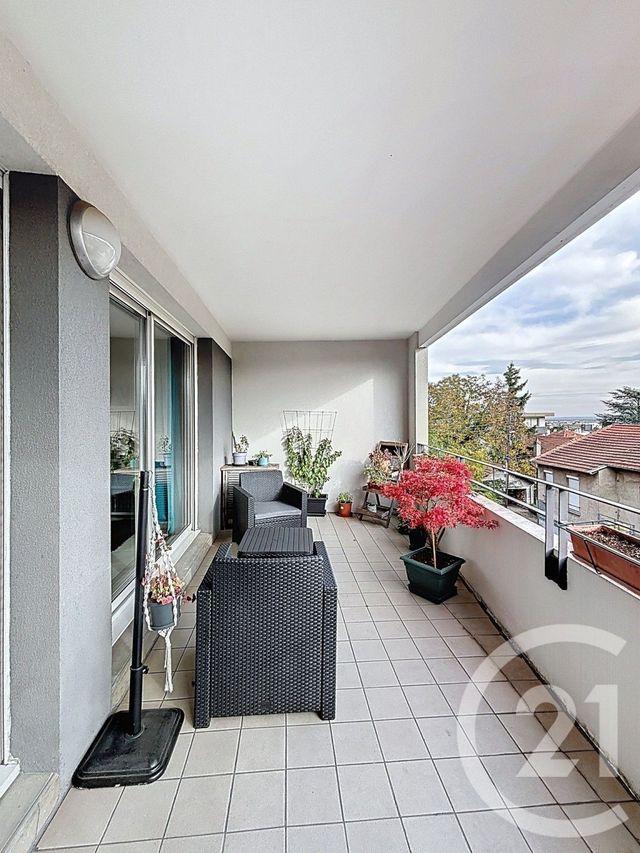 Appartement F4 à vendre - 4 pièces - 75.0 m2 - CLERMONT FERRAND - 63 - AUVERGNE - Century 21 Stéphane Roume Immobilier