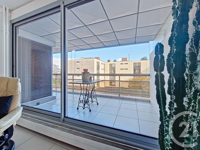 Afficher la photo en grand Appartement T4 à vendre - 4 pièces - 91.11 m2 - CHAMALIERES - 63 - AUVERGNE - Century 21 Stéphane Roume Immobilier