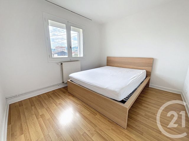 Appartement F3 à louer - 3 pièces - 64.22 m2 - CLERMONT FERRAND - 63 - AUVERGNE - Century 21 Stéphane Roume Immobilier