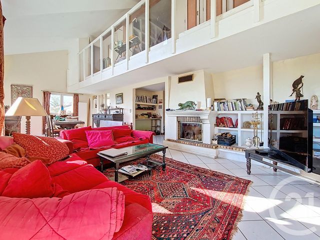 maison à vendre - 7 pièces - 155.15 m2 - CHAMALIERES - 63 - AUVERGNE - Century 21 Stéphane Roume Immobilier