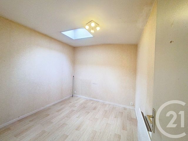 Appartement F3 à louer - 3 pièces - 60.32 m2 - CLERMONT FERRAND - 63 - AUVERGNE - Century 21 Stéphane Roume Immobilier