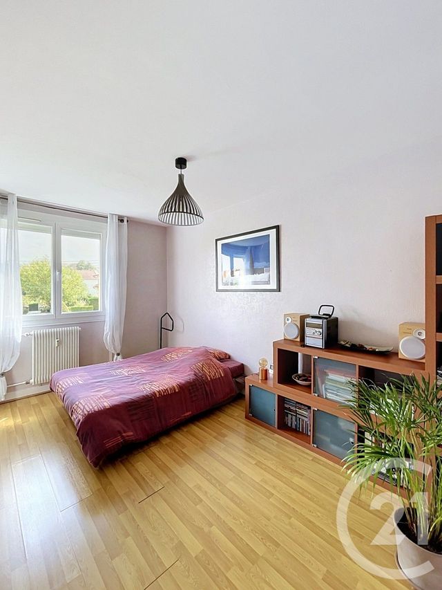 Appartement F4 à vendre - 4 pièces - 75.77 m2 - CLERMONT FERRAND - 63 - AUVERGNE - Century 21 Stéphane Roume Immobilier