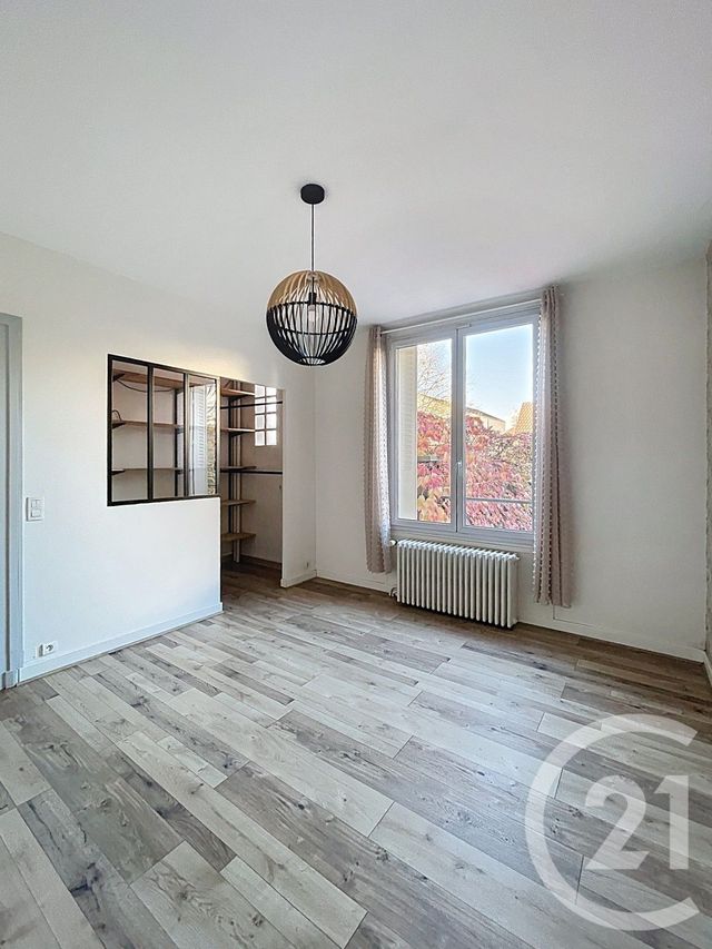 Appartement F4 à vendre - 4 pièces - 100.63 m2 - CLERMONT FERRAND - 63 - AUVERGNE - Century 21 Stéphane Roume Immobilier