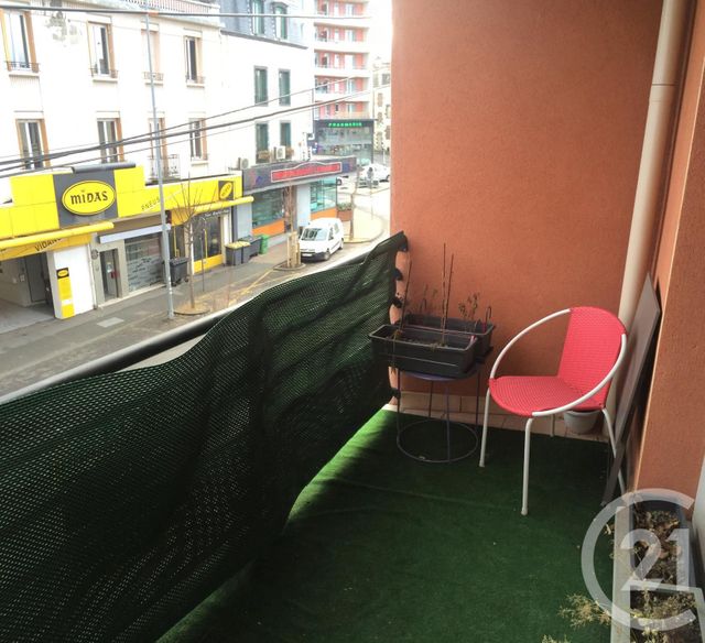 Appartement F3 à louer - 3 pièces - 61.15 m2 - CLERMONT FERRAND - 63 - AUVERGNE - Century 21 Stéphane Roume Immobilier