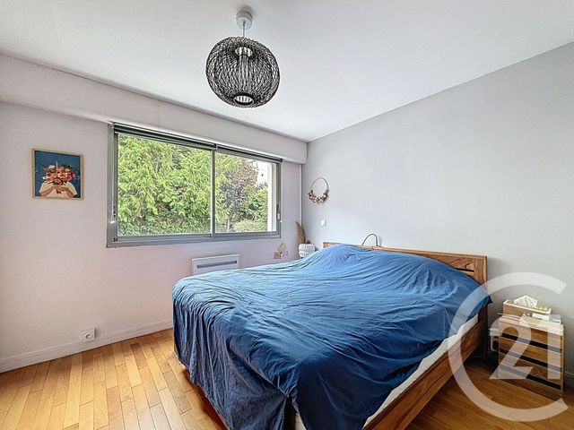 Afficher la photo en grand Appartement F4 à vendre - 4 pièces - 84.19 m2 - CLERMONT FERRAND - 63 - AUVERGNE - Century 21 Stéphane Roume Immobilier