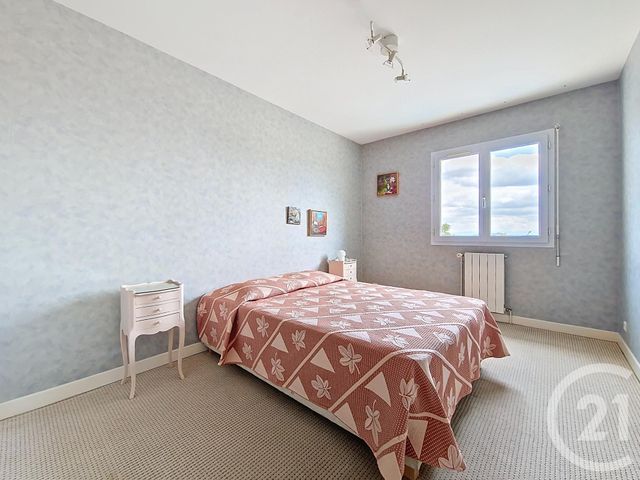 Afficher la photo en grand maison à vendre - 8 pièces - 165.66 m2 - CEYRAT - 63 - AUVERGNE - Century 21 Stéphane Roume Immobilier