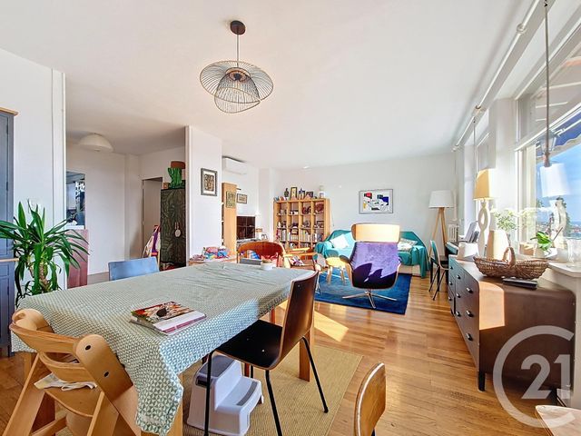 Appartement T4 à vendre - 4 pièces - 98.49 m2 - CHAMALIERES - 63 - AUVERGNE - Century 21 Stéphane Roume Immobilier