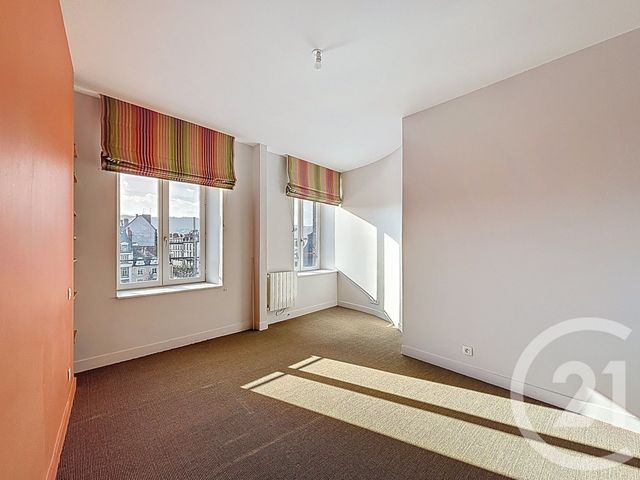 Appartement F5 à vendre - 5 pièces - 123.6 m2 - CLERMONT FERRAND - 63 - AUVERGNE - Century 21 Stéphane Roume Immobilier