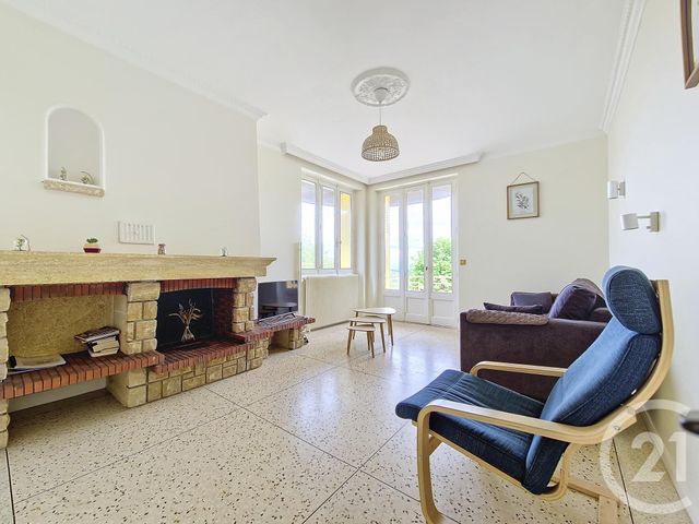 maison à vendre - 9 pièces - 197.85 m2 - ROMAGNAT - 63 - AUVERGNE - Century 21 Stéphane Roume Immobilier