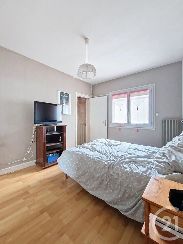 maison à vendre - 5 pièces - 94.73 m2 - CEYRAT - 63 - AUVERGNE - Century 21 Stéphane Roume Immobilier