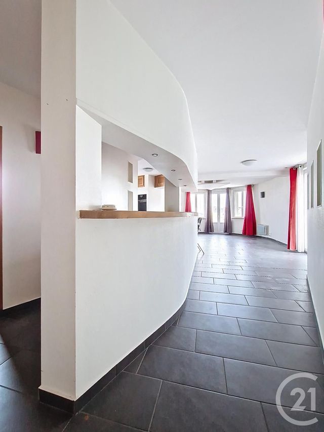 Appartement T4 à vendre - 4 pièces - 106.98 m2 - CLERMONT FERRAND - 63 - AUVERGNE - Century 21 Stéphane Roume Immobilier