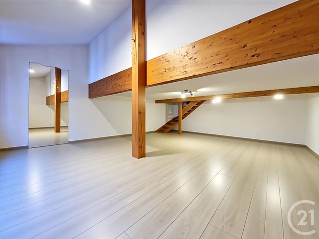 Appartement T3 à vendre - 3 pièces - 53.62 m2 - CLERMONT FERRAND - 63 - AUVERGNE - Century 21 Stéphane Roume Immobilier