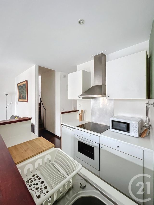 Appartement F2 bis à louer - 2 pièces - 37.19 m2 - CLERMONT FERRAND - 63 - AUVERGNE - Century 21 Stéphane Roume Immobilier