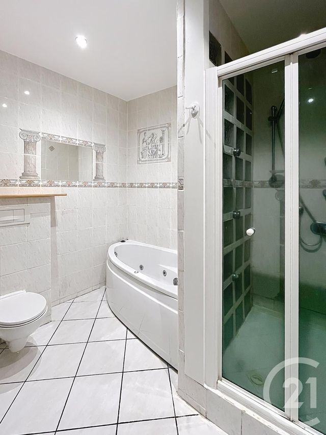 maison à louer - 2 pièces - 60.0 m2 - CLERMONT FERRAND - 63 - AUVERGNE - Century 21 Stéphane Roume Immobilier