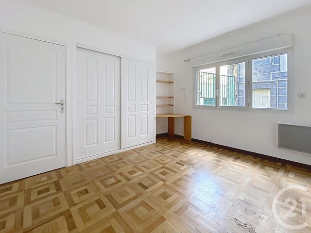 maison à louer - 2 pièces - 60.0 m2 - CLERMONT FERRAND - 63 - AUVERGNE - Century 21 Stéphane Roume Immobilier