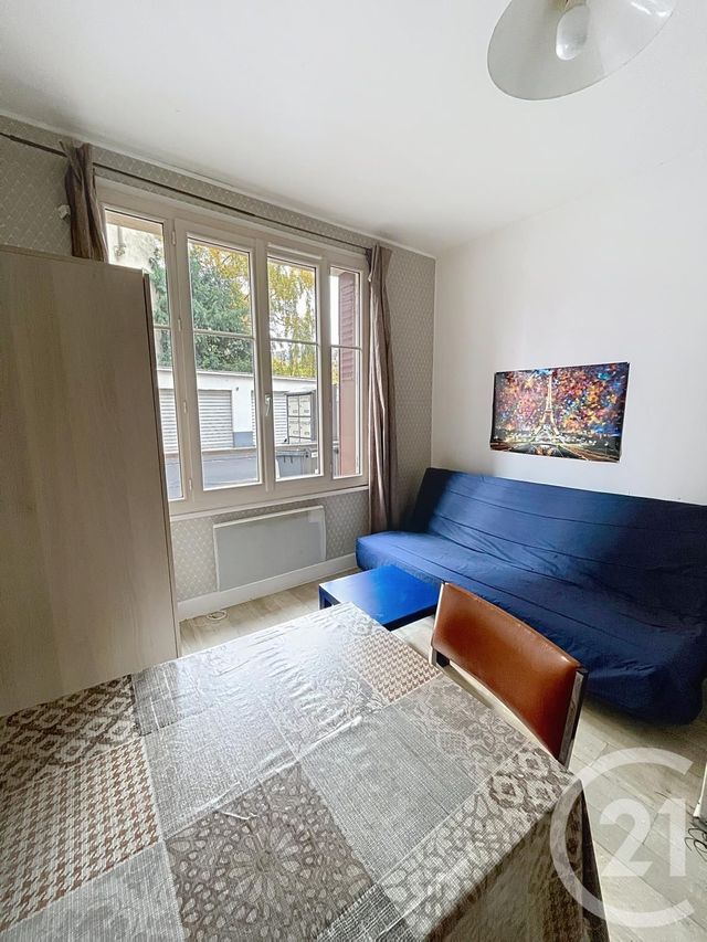 Appartement Studio à louer - 1 pièce - 12.48 m2 - CHAMALIERES - 63 - AUVERGNE - Century 21 Stéphane Roume Immobilier