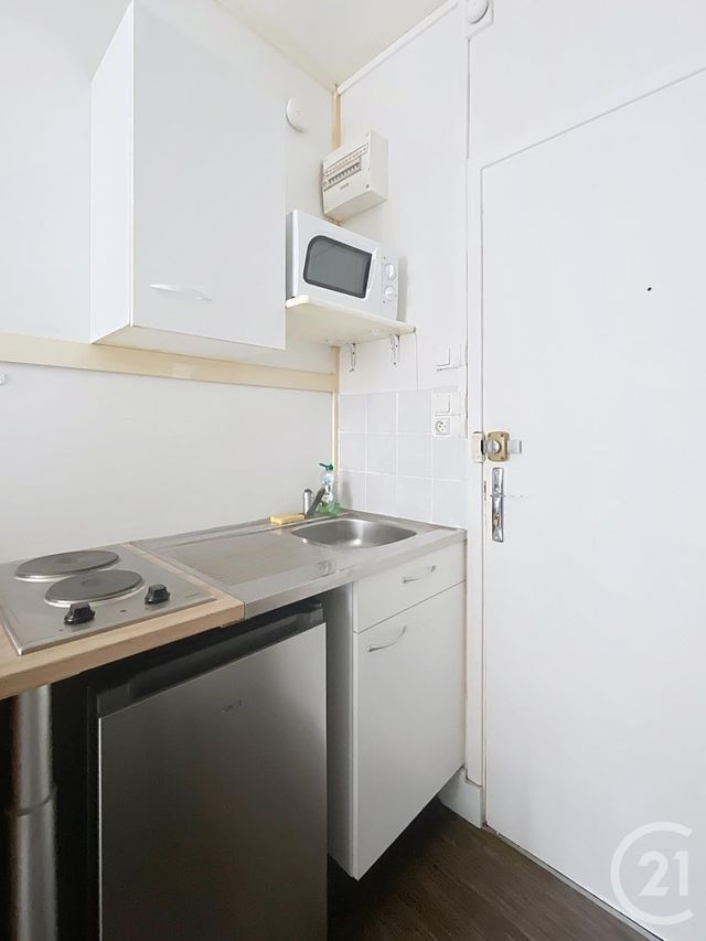 Appartement Studio à louer - 1 pièce - 12.48 m2 - CHAMALIERES - 63 - AUVERGNE - Century 21 Stéphane Roume Immobilier