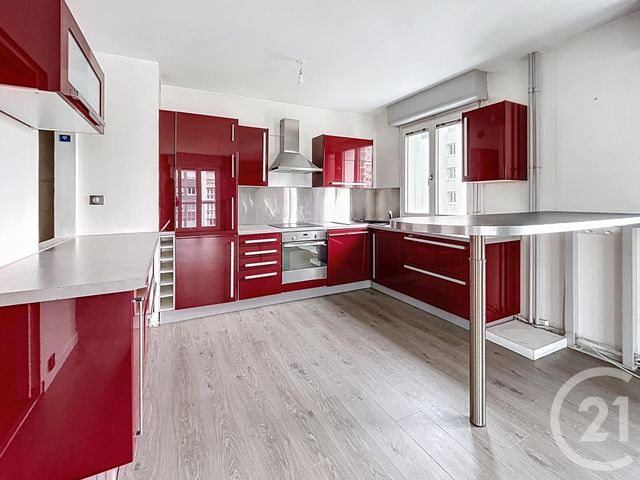 Appartement F4 à louer - 4 pièces - 81.0 m2 - CLERMONT FERRAND - 63 - AUVERGNE - Century 21 Stéphane Roume Immobilier