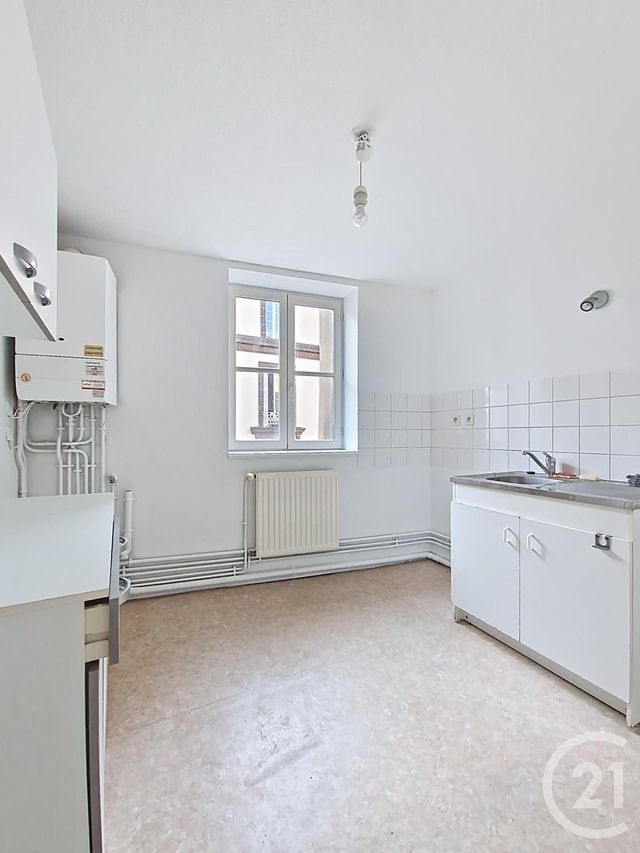 Appartement T3 à vendre - 3 pièces - 70.48 m2 - CLERMONT FERRAND - 63 - AUVERGNE - Century 21 Stéphane Roume Immobilier