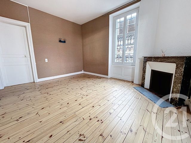 Appartement F3 à louer - 3 pièces - 55.0 m2 - CLERMONT FERRAND - 63 - AUVERGNE - Century 21 Stéphane Roume Immobilier