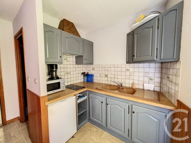 Appartement F1 à louer - 1 pièce - 20.0 m2 - CLERMONT FERRAND - 63 - AUVERGNE - Century 21 Stéphane Roume Immobilier