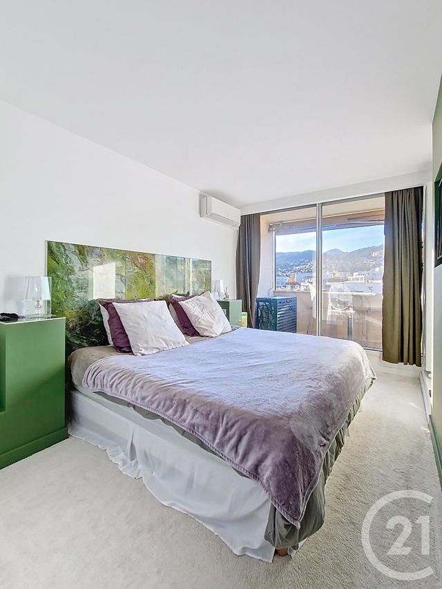 Appartement T2 à vendre - 2 pièces - 43.61 m2 - CLERMONT FERRAND - 63 - AUVERGNE - Century 21 Stéphane Roume Immobilier