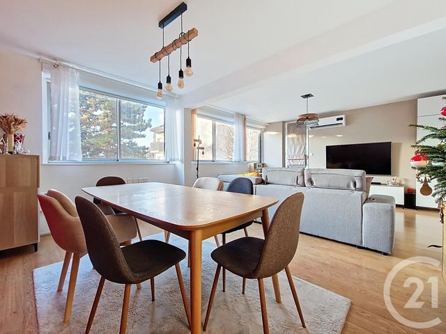 Appartement T4 à vendre - 4 pièces - 83.0 m2 - BEAUMONT - 63 - AUVERGNE - Century 21 Stéphane Roume Immobilier