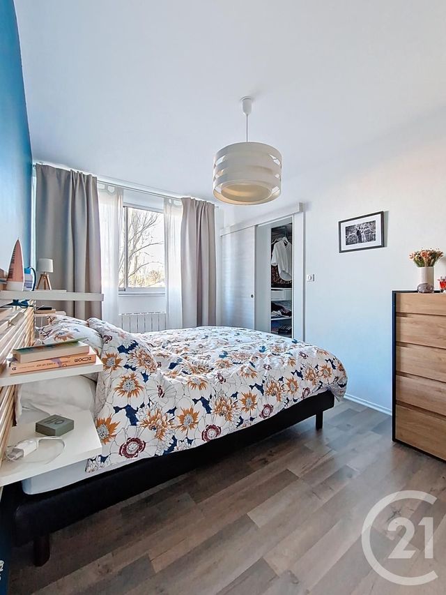 Appartement T4 à vendre - 4 pièces - 83.0 m2 - BEAUMONT - 63 - AUVERGNE - Century 21 Stéphane Roume Immobilier