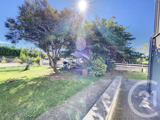 Appartement F2 à louer - 2 pièces - 56.16 m2 - CLERMONT FERRAND - 63 - AUVERGNE - Century 21 Stéphane Roume Immobilier