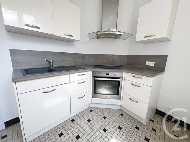 Appartement F2 à louer - 2 pièces - 38.71 m2 - CLERMONT FERRAND - 63 - AUVERGNE - Century 21 Stéphane Roume Immobilier