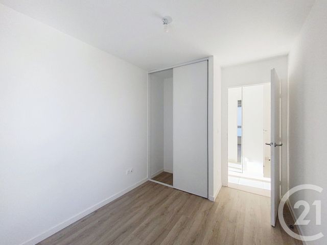 Appartement F3 à louer - 3 pièces - 67.1 m2 - CLERMONT FERRAND - 63 - AUVERGNE - Century 21 Stéphane Roume Immobilier