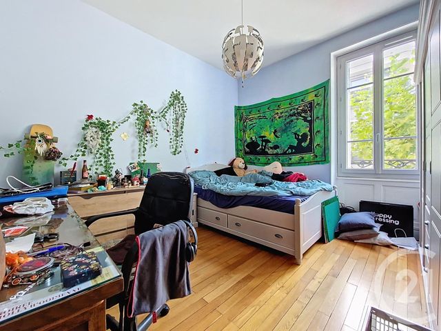 Appartement T5 à vendre - 5 pièces - 99.2 m2 - CHAMALIERES - 63 - AUVERGNE - Century 21 Stéphane Roume Immobilier