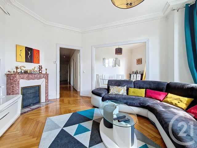 Appartement T5 à vendre - 5 pièces - 99.2 m2 - CHAMALIERES - 63 - AUVERGNE - Century 21 Stéphane Roume Immobilier